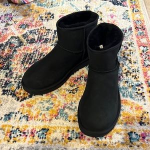 Black Uggs